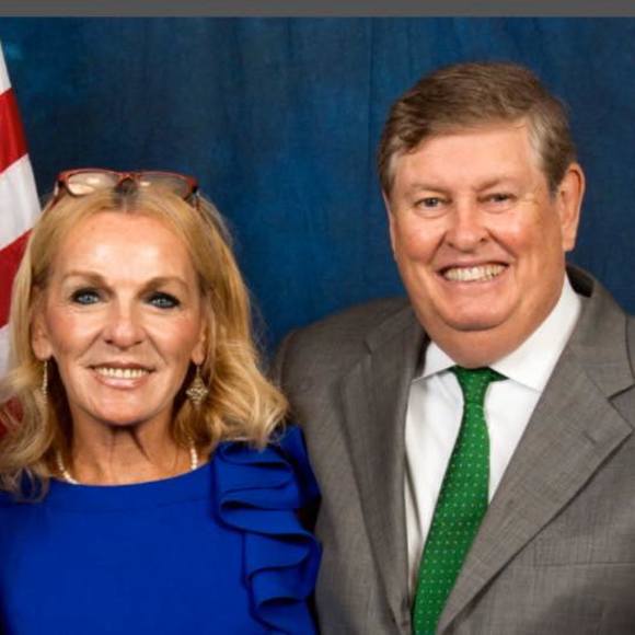 Meet your Posher, Dorene - Picture 1 of 1